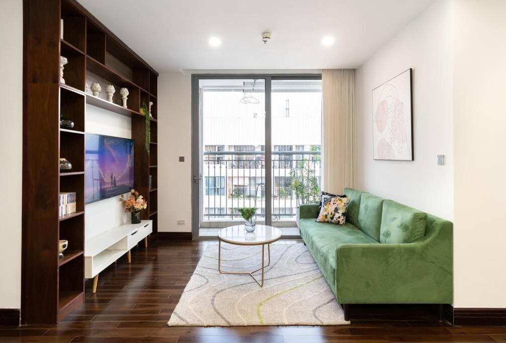 4-bedroom @ Vinhomes Times Apartment *