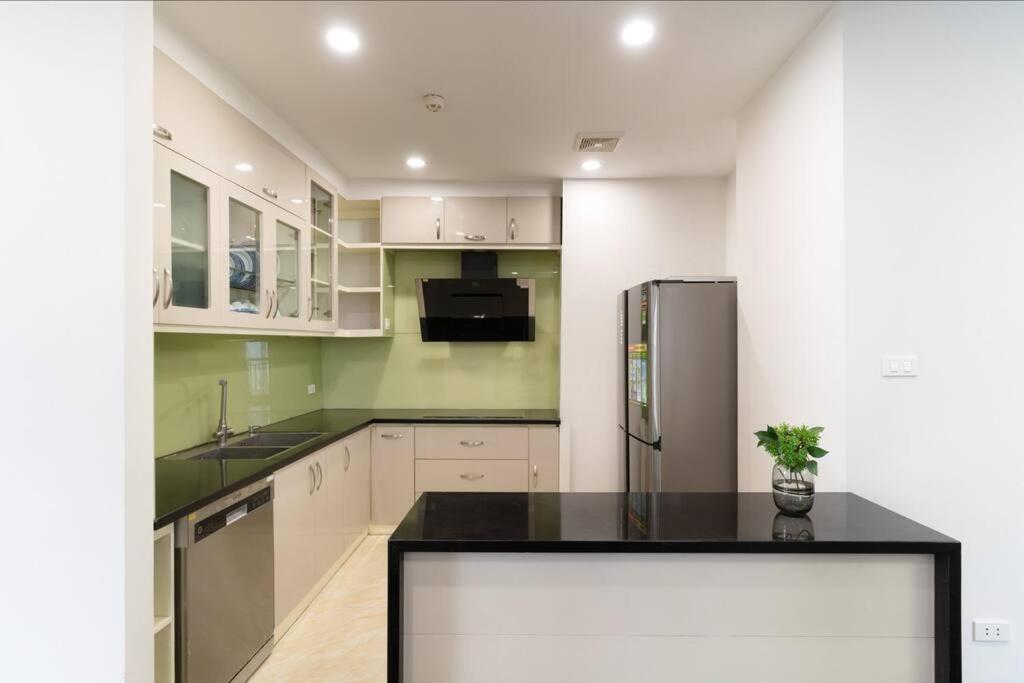 4-bedroom @ Vinhomes Times Apartment